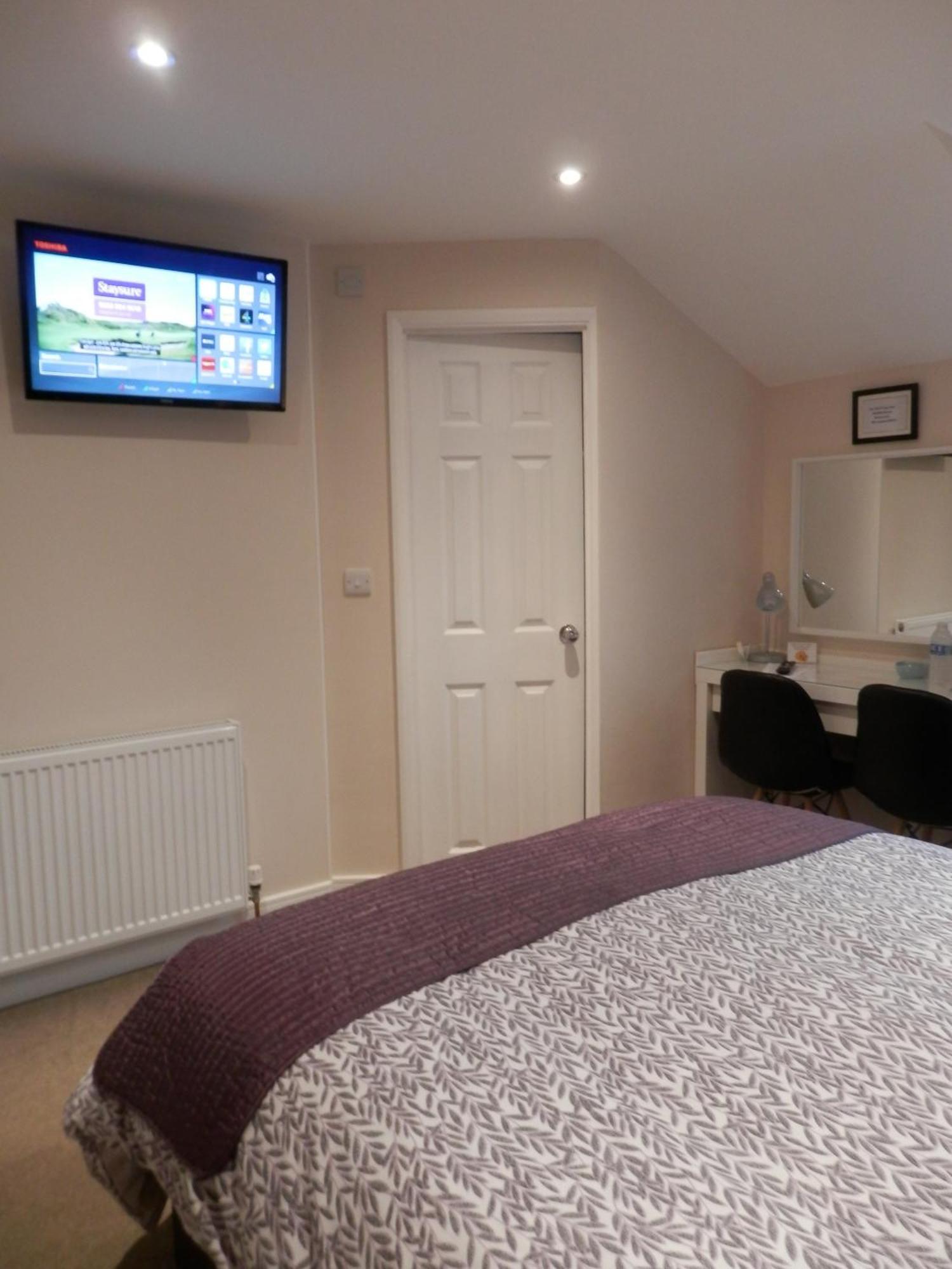 Bed and Breakfast Middle House Coventry Pokoj fotografie